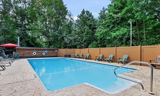 Lake George Cabin | Woodlands Lodge-Charming 3-bedroom cabin in phenomenal Lake George