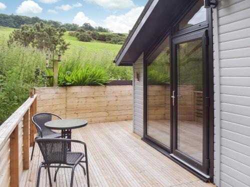Girvan House | Woodlands Lodge