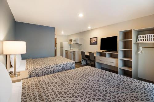 Hermitage Hotel | WoodSpring Suites Hermitage - Nashville Airport