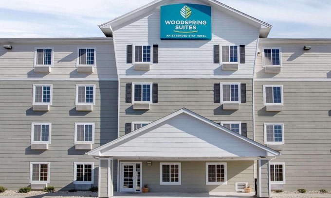 Colonial Heights Hotel | WoodSpring Suites Richmond Colonial Heights Fort Gregg-Adams