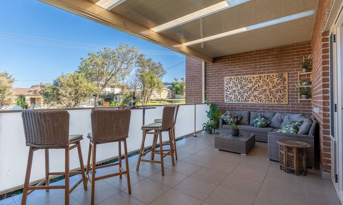 Woonona House | Woonona Waves - beachside living