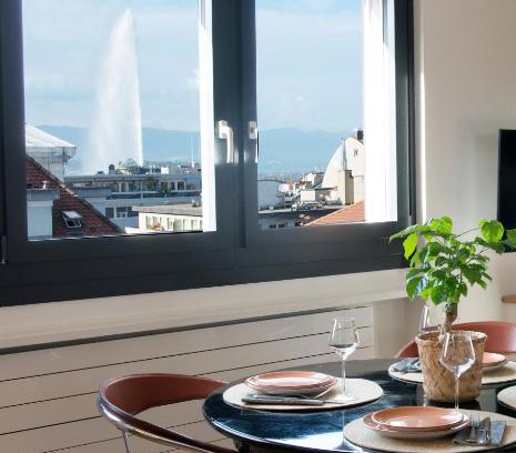 Eaux-Vives Jeu-de-l'Arc Apartment | WowAppartements vue sur le jet d'eau