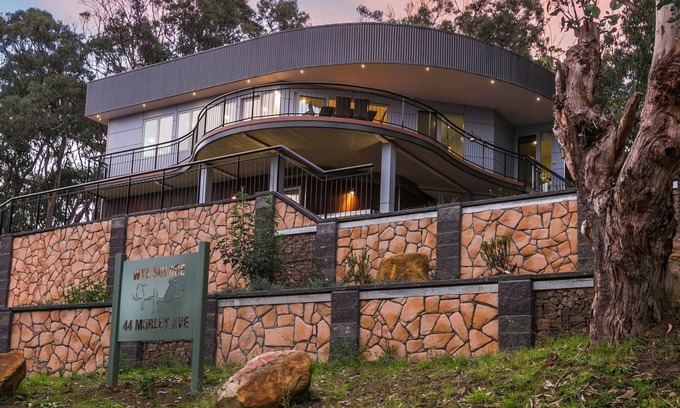 Wye River House | Wye Solace- Family and Pet Friendly Accomodation