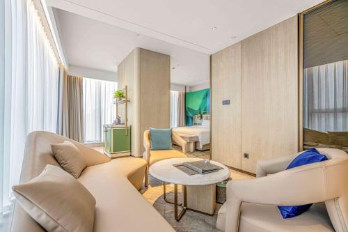 Qingpu District Hotel | Wyndham Garden Huai'an New City