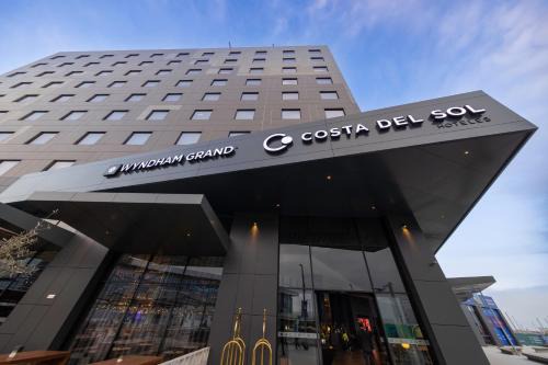 Callao Hotel | Wyndham Grand Costa Del Sol Lima Airport