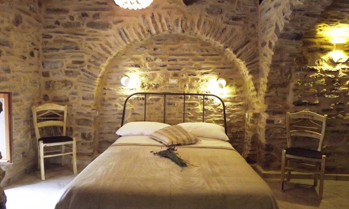 Badalucco House | XVII SEC. WINE CELLAR, FULLY RENOVATED, WITH SHARED TERRACE AND POOL