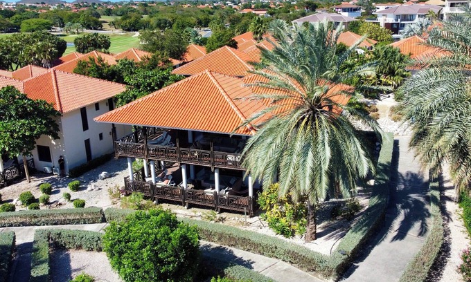Sint Michiel Villa | XXL Blue Bay Beach Villa