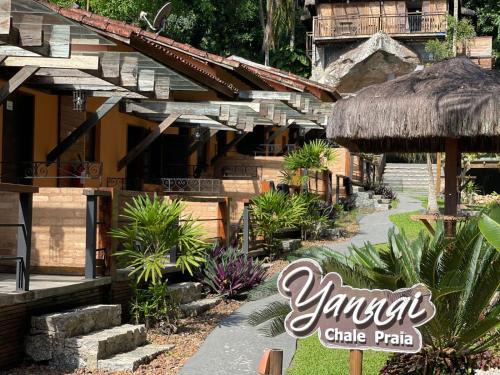 Pequea House | Yannai Chalé Praia