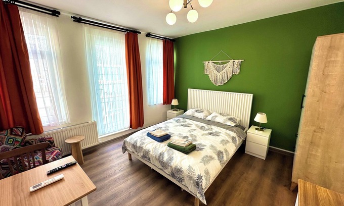 Taksim Apartment | Yellowhouse Room 6
