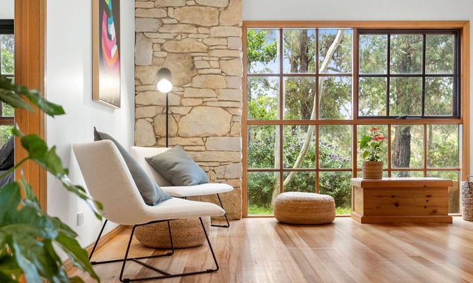 Aireys Inlet House | Yirrip House - Nestled on the edge of National Park