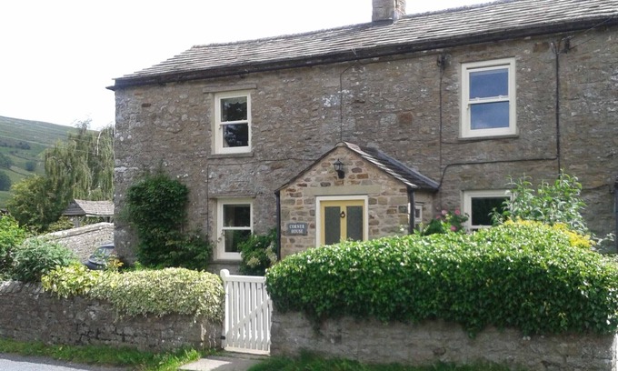 Fremington Cottage | Yorkshire Dales Stone Cottage. Wonderful Location for Walking in Swaledale