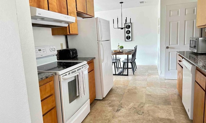 Oakhurst House | Yosemite Expedition Great Location by Casaoso