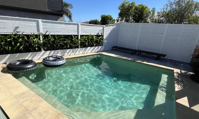 Sunrise Beach House | Your Chill out Holiday Home: Noosa vibes and Quick stroll to Sunrise Beach.