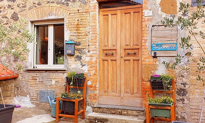 Castel Giorgio Apartment | Your home away from home, in the greenery and tranquility of Umbria