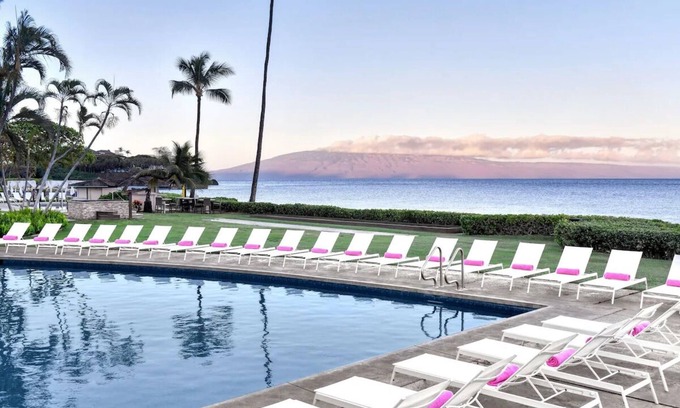 Kaanapali Hotel | Your Maui Adventure Awaits! Beachfront, Pool, Minutes to Kapalua Coastal Trail!
