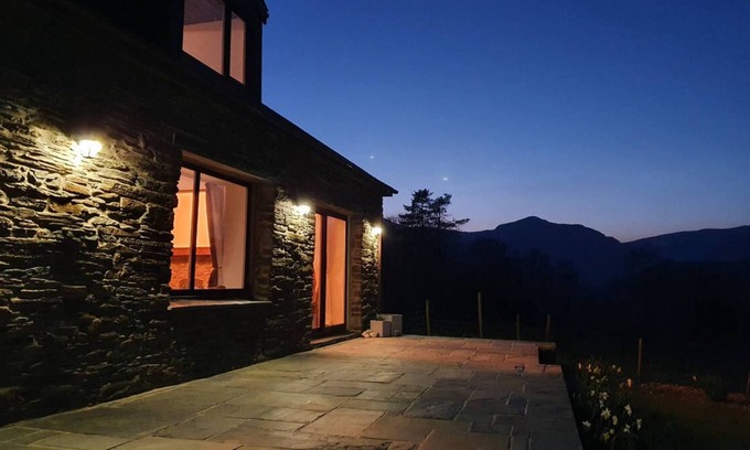 Ffestiniog House | Ysgubor Cae'r Blaidd (The Haybarn)