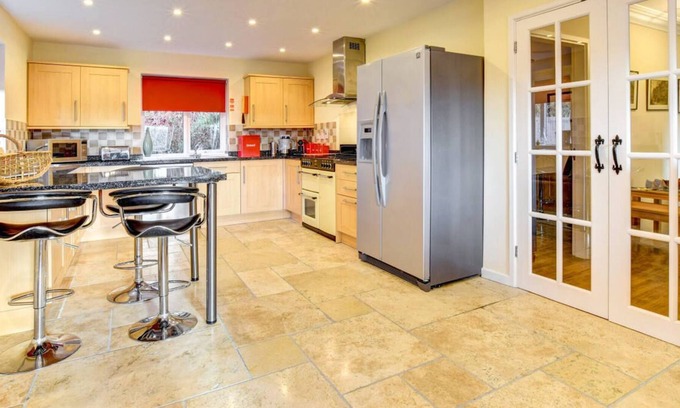 Nantgarw House | Ysgubor y Coed in the beautiful Cardiff