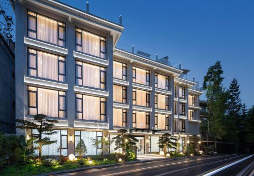 Dujiangyan Hotel | Z HOTEL- Qingchengshan