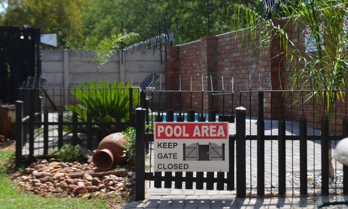 Lephalale Bed & Breakfast | Zebra Guest House