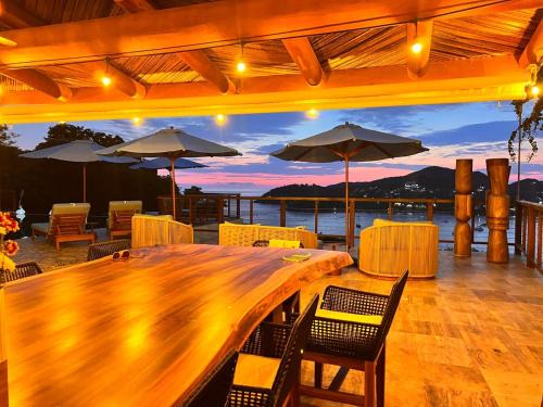 Ixtapa - Zihuatanejo Villa | Zihuatanejo Luxury Villa for Retreats & Weddings