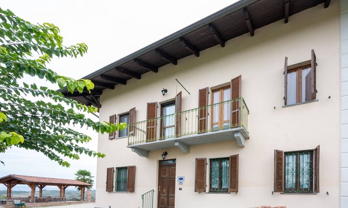 Portacomaro House | Zio-Nonno by Interhome