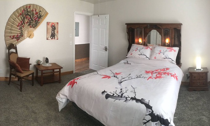 Hildale House | Zion’s SouthHideaway Japanese Room