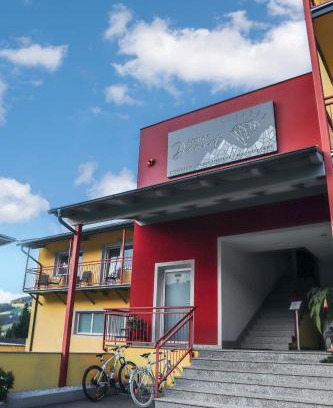Obdach House | Zirben Diamant Rooms & Dogs