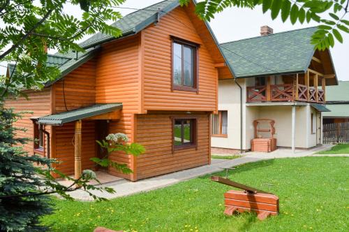 Skhidnytsya Villa | Zolota Rybka