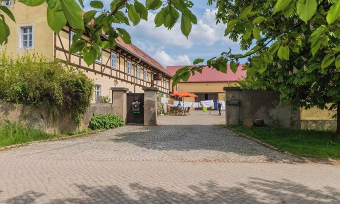 Barwalde Other | Zu Gast bei den Zaungästen