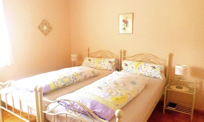Spittal an der Drau Bed & Breakfast | Zweibettzimmer, Dusche, WC, Nichtraucher - Gästehaus Schiefer
