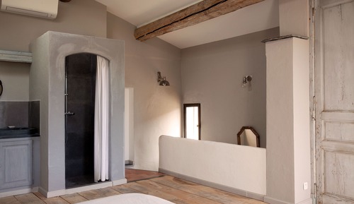 Traditional Apartment
