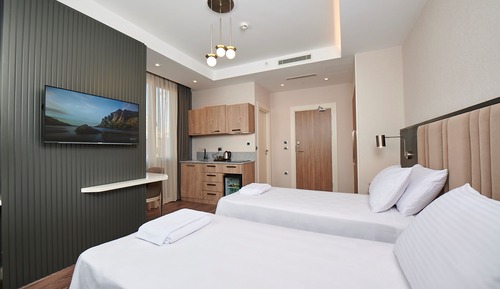 Deluxe Corner With Kitchen Room