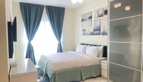 Deluxe Apartment