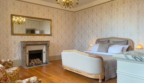 Grand Double Room, 1 King Bed, Garden View