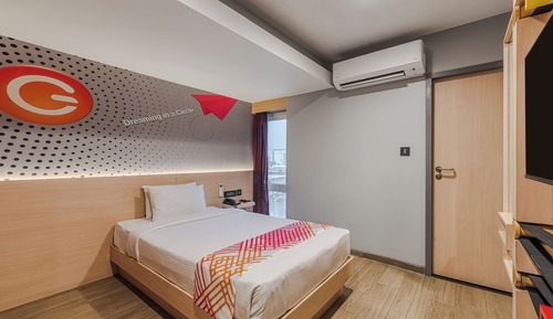 Luxe Solo Room