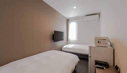 Standard Twin Room, Non Smoking (check-in is not available after 11PM)