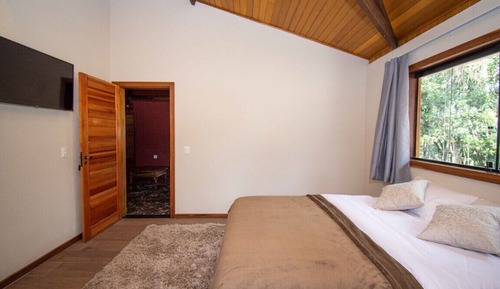 Exclusive Room