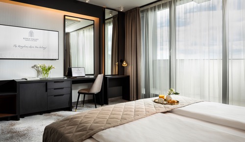 One-Bedroom Suite