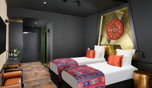Superior Room, 1 King Bed