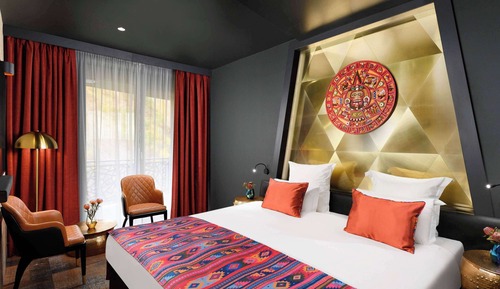 Superior Suite, 1 King Bed