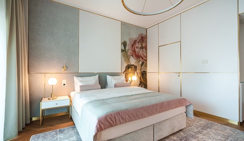 Premier Single Room