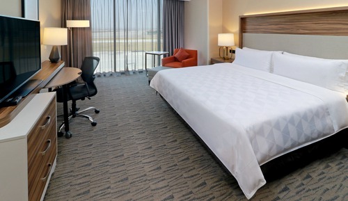 Standard Room, 1 King Bed, Balcony