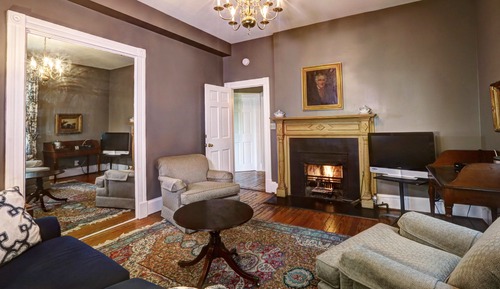 Suite 20 (1st Floor)