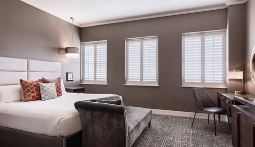 Room, 1 King Bed (Mobility Accessible, Transfer Shower)