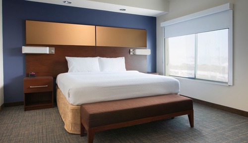 Suite, 1 Bedroom (Mobility Accessible, Tub)