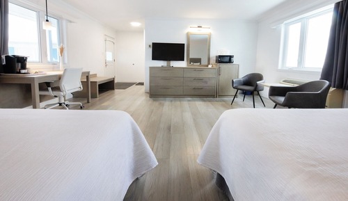 Suite, 2 Queen Beds, Bay View