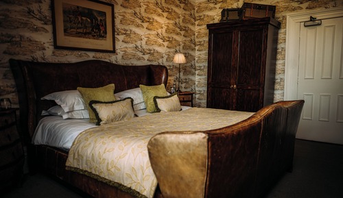 Room, 1 King Bed (Tudor Suite)