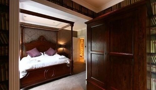 Room, 1 King Bed (Ribble Suite)