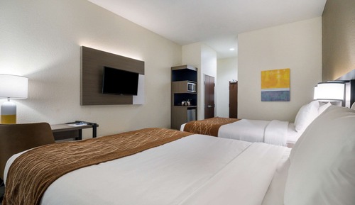 Standard Room, 2 Queen Beds, Non Smoking