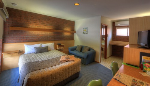 Standard Single/Double Room